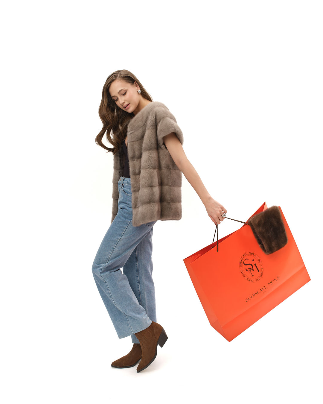 жилет из меха норки