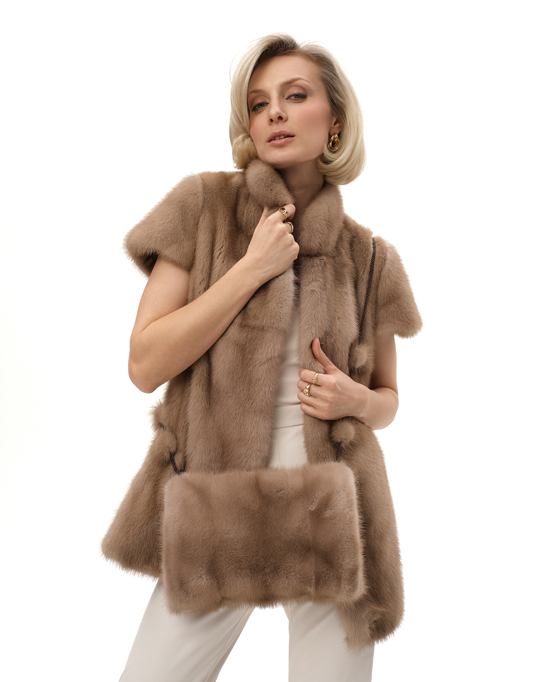 жилет из меха норки