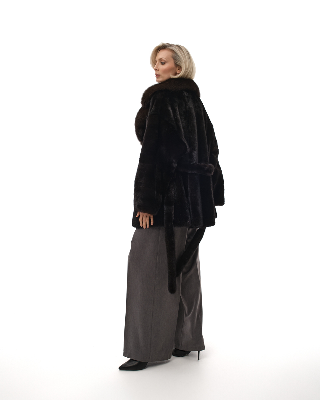 Полупальто из меха норки