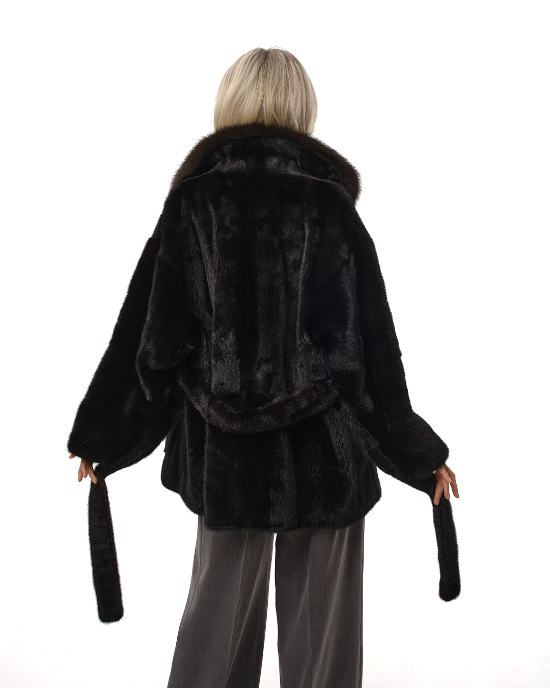 Полупальто из меха норки